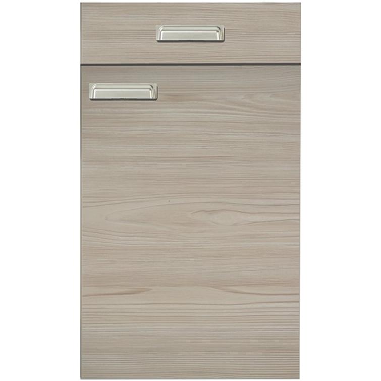 Fino Nero, useita v&auml;rej&auml;